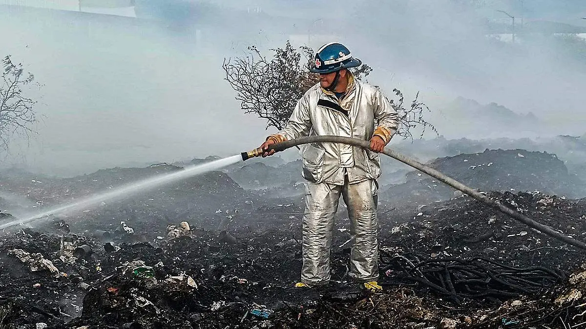 BOMBEROS TEHUACAN 1 Cruz Roja